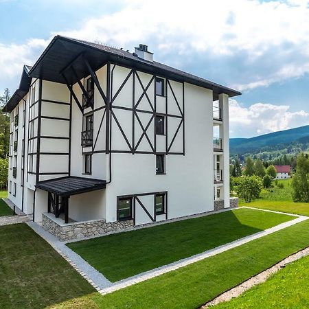 Apartamenty Amira W Kompleksie Apartamenty Piano Swieradow-Zdroj Ngoại thất bức ảnh